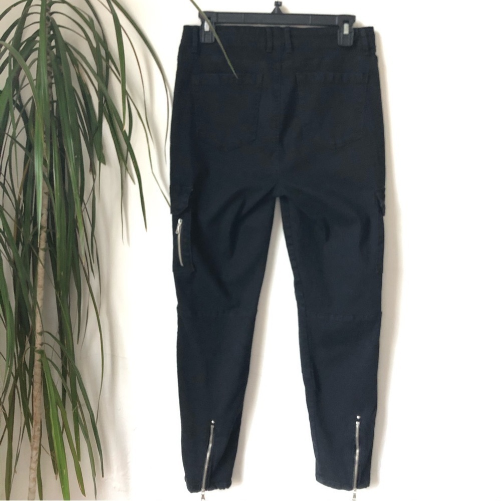 BLANK NYC Women’s Black Cotton Denim Cropped Cargo Pants Zipped Hems Size 29 - Picture 2 of 10